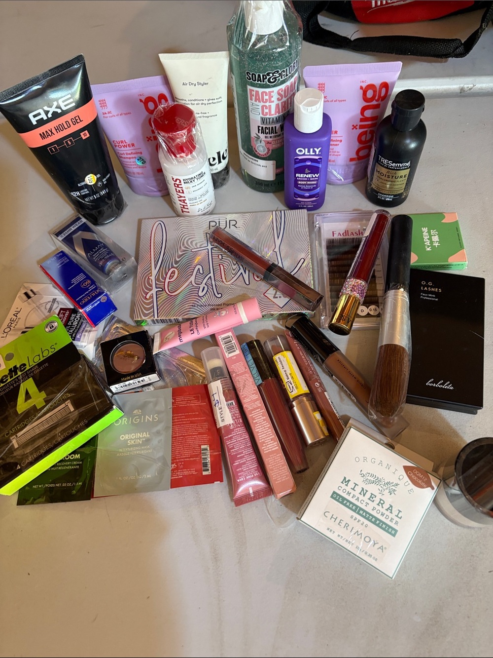 Pur Festival Eyeshadow Palette & Assorted Makeup Tools - Pink Multi 32 piece lot